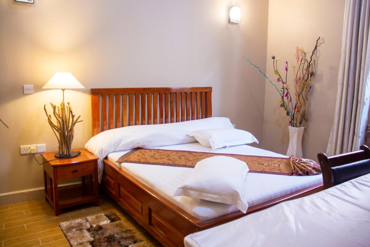 ארושה Lush Garden Business Hotel מראה חיצוני תמונה