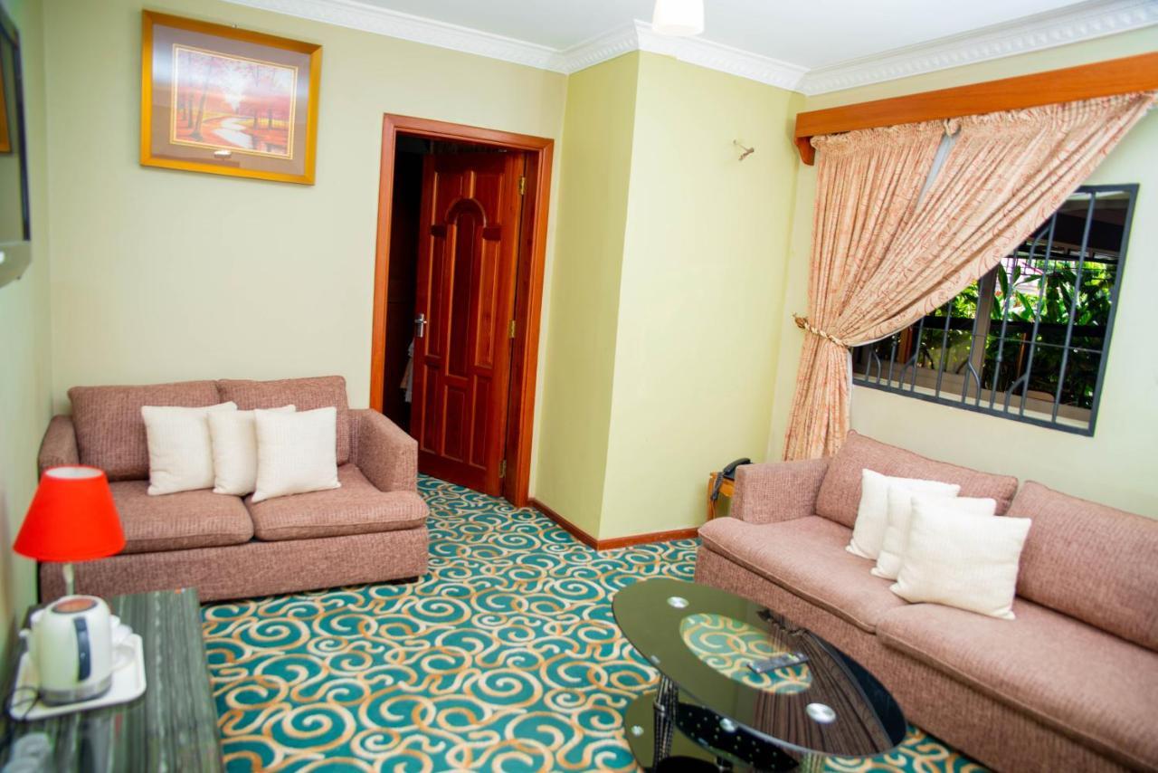 ארושה Lush Garden Business Hotel מראה חיצוני תמונה