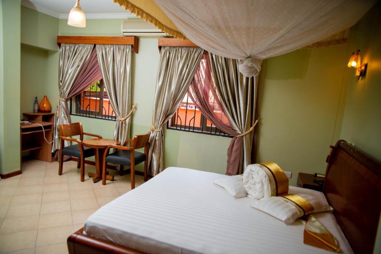 ארושה Lush Garden Business Hotel מראה חיצוני תמונה